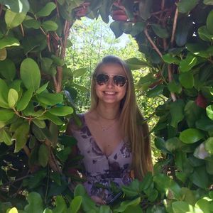 Meet your Posher, Amber